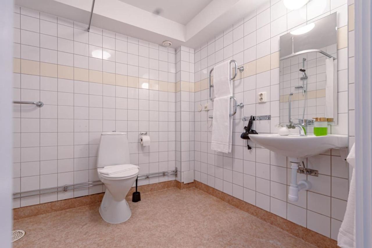 Budget Comfort On Trendy Soedermalm, Construction Work Leilighet *