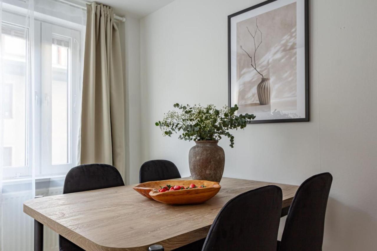 Budget Comfort On Trendy Soedermalm, Construction Work Leilighet Stockholm