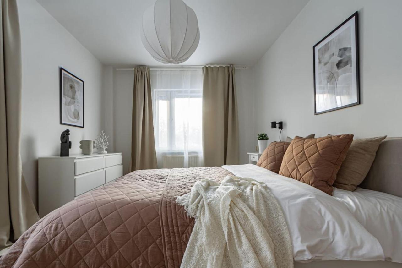 Leilighet Budget Comfort On Trendy Soedermalm, Construction Work Stockholm